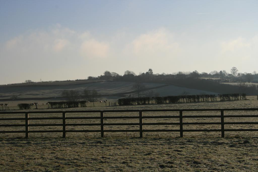 The Stables B&B @ Pear Tree Cottage Winslow Exteriör bild